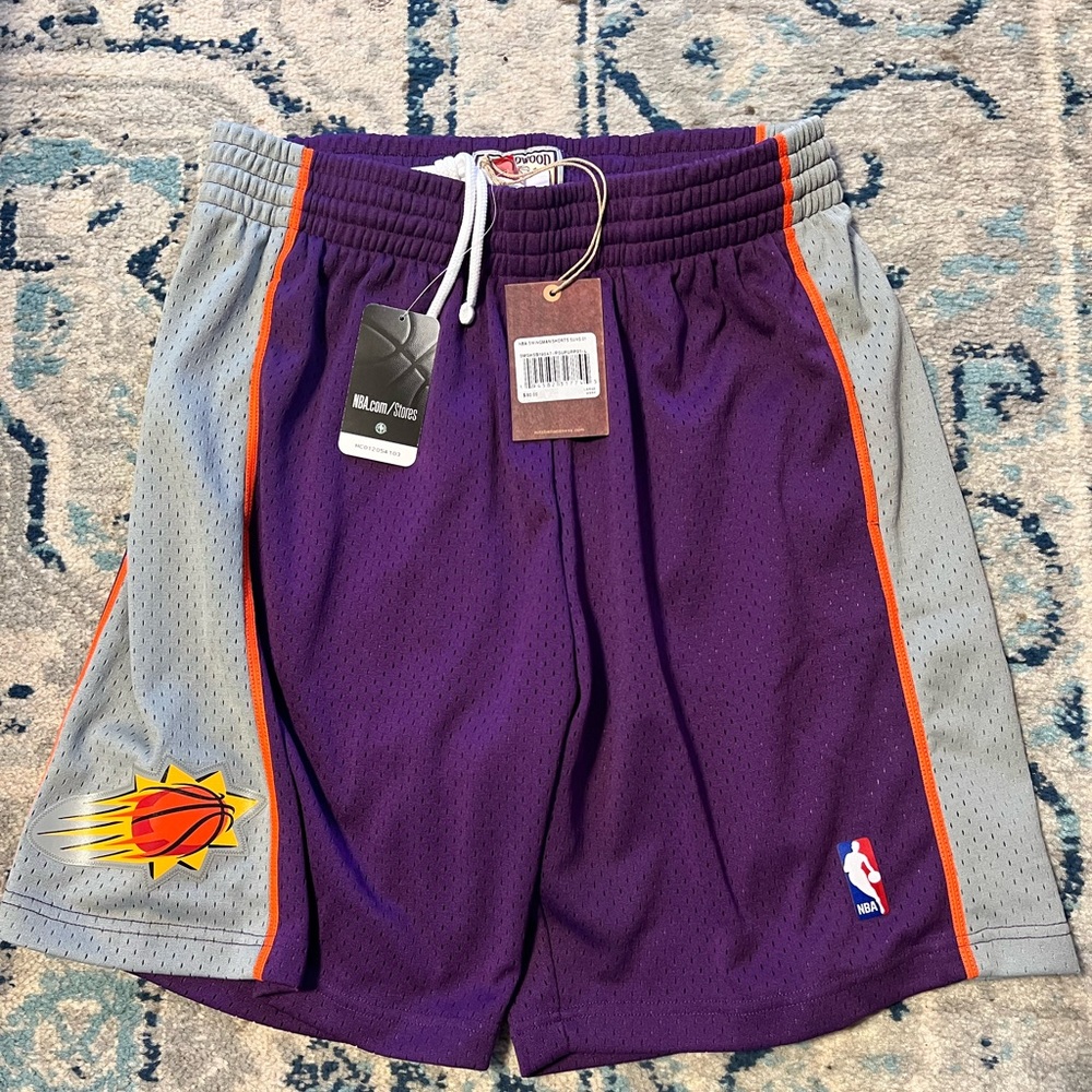 Brand New with tags Mitchell and ness phoenix suns shorts size large